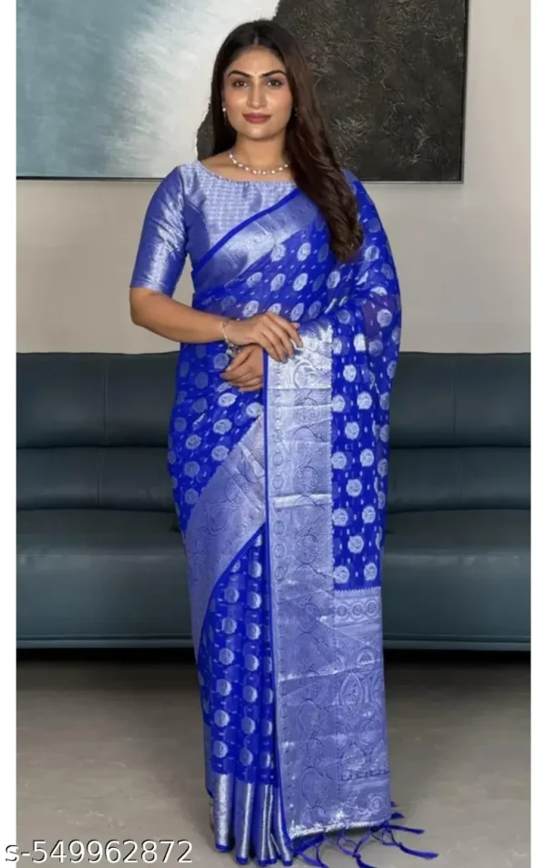 0oyoi_1024.webp Ruchket: Soft Silk Weaving Zari Saree