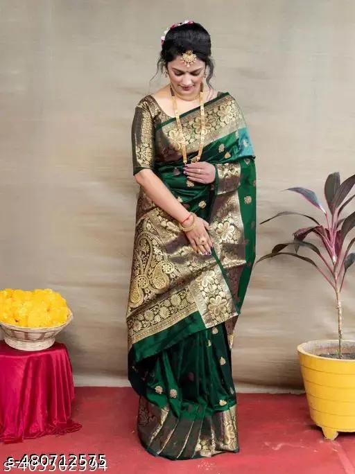 Elegant Traditional Saree for Women - Image 4