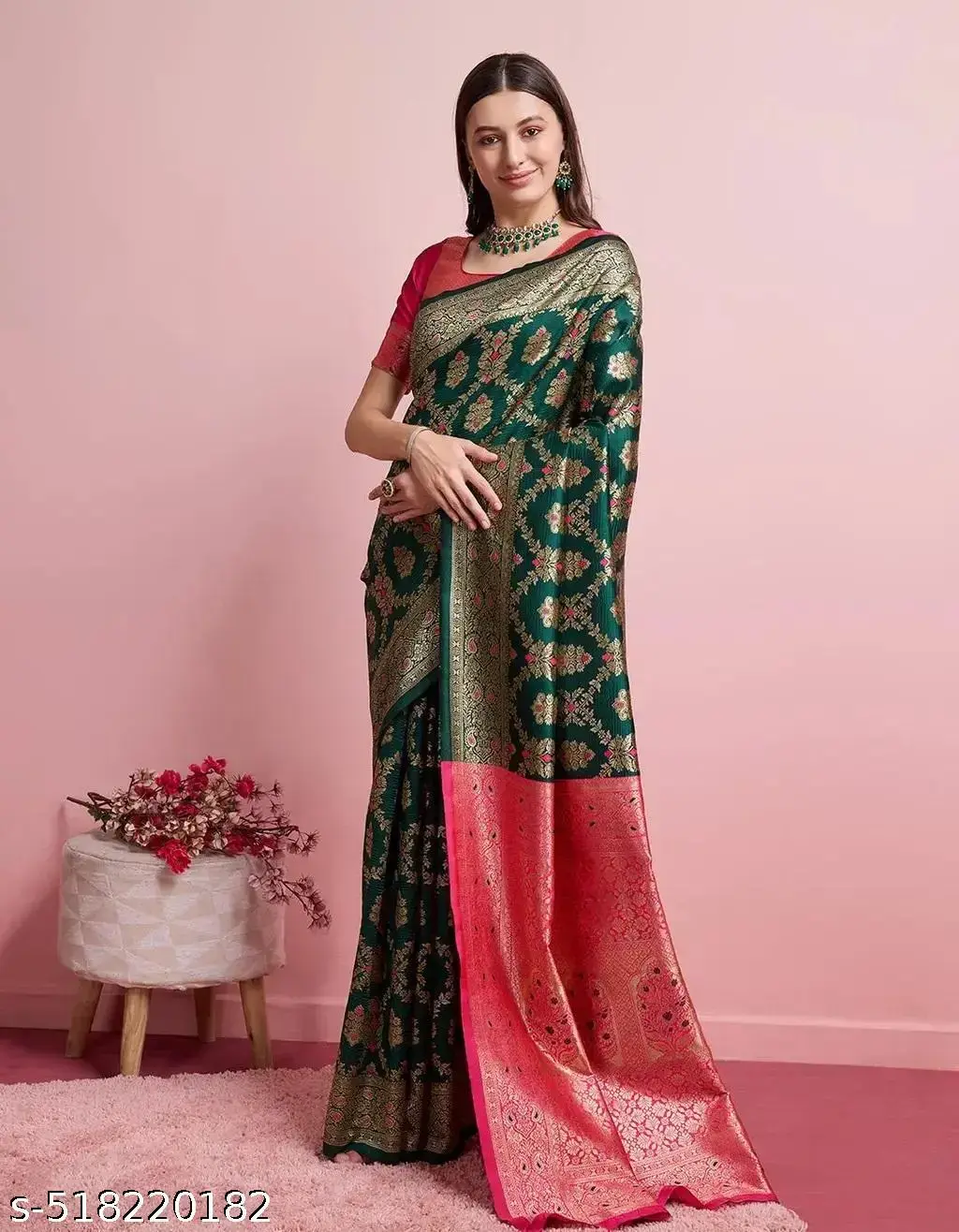 Elegant Banarasi Kanjeevaram Saree with Blouse - Image 2