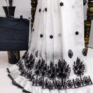 Chanderi Saree: Exquisite Handloom Elegance
