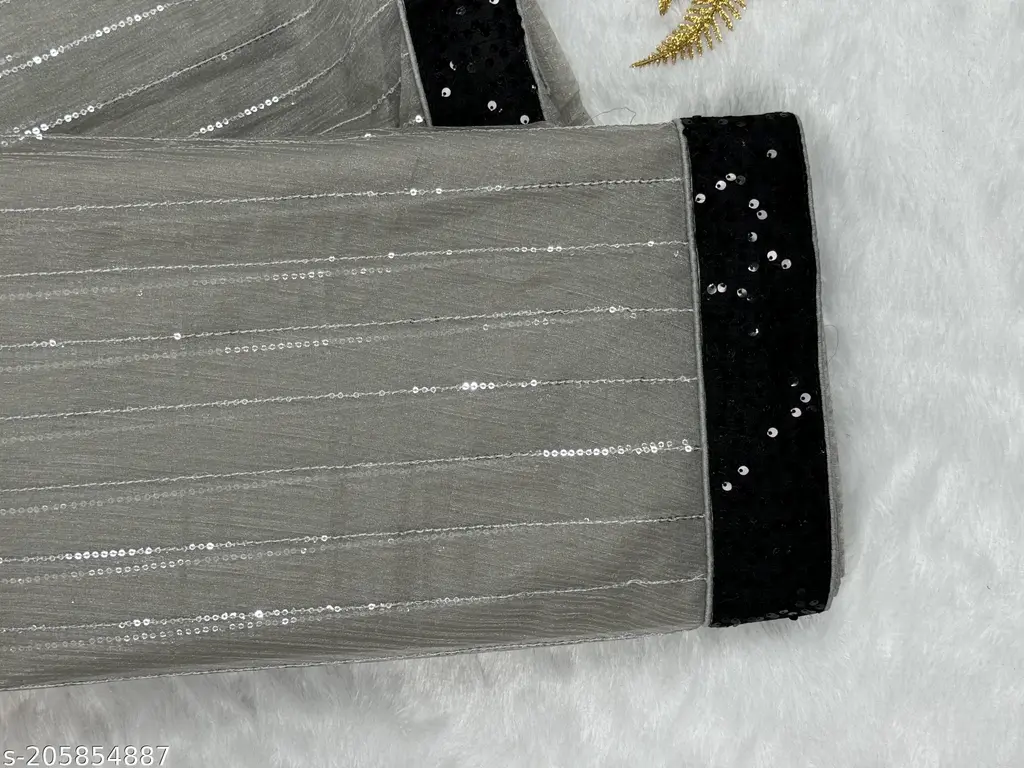 Exquisite Sequined Net Sari: Drape in Glamour - Image 4