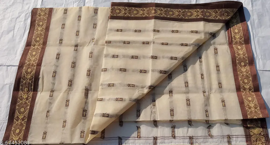 Elegant OffWhite Cotton Tant Saree - Image 2