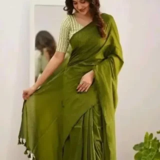 Soft Jamdani: Delicate, Draped in Woven Air