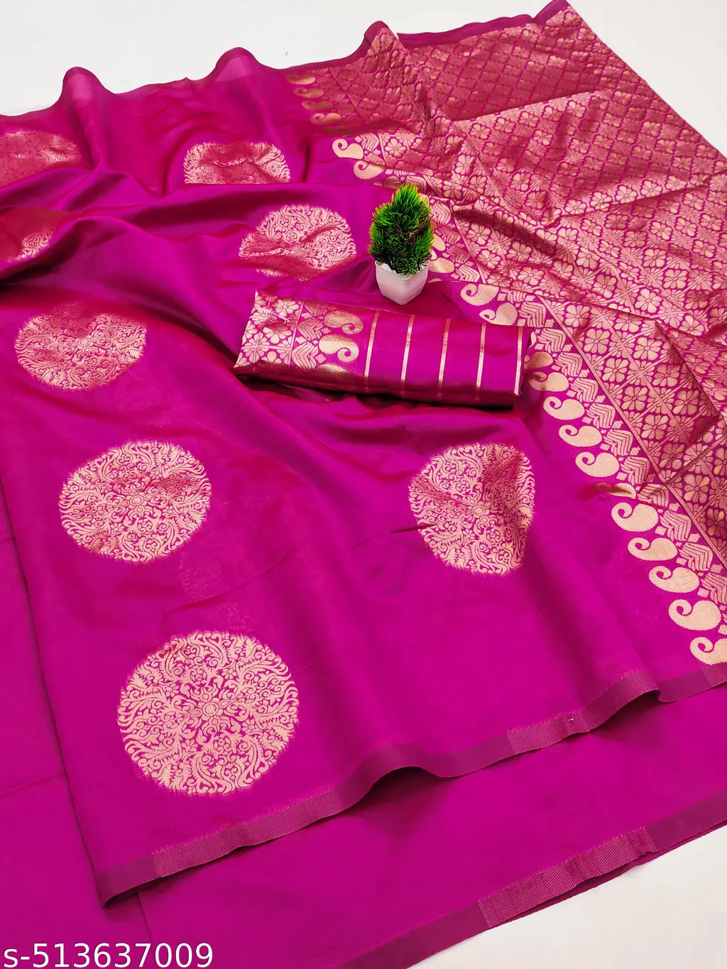 Exquisite Silk Sari: Banarasi Kanjivaram Blend - Image 2