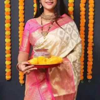 Elegant Cream Kanjeevaram Saree, Rich Pallu