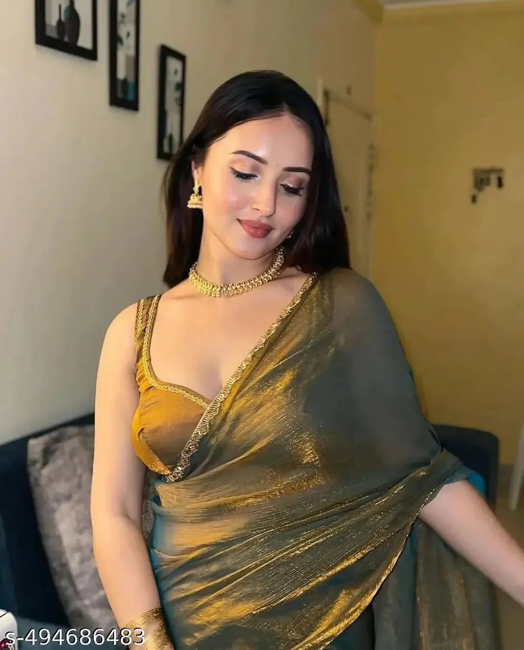 Elegant Silk Blend Saree - Image 2
