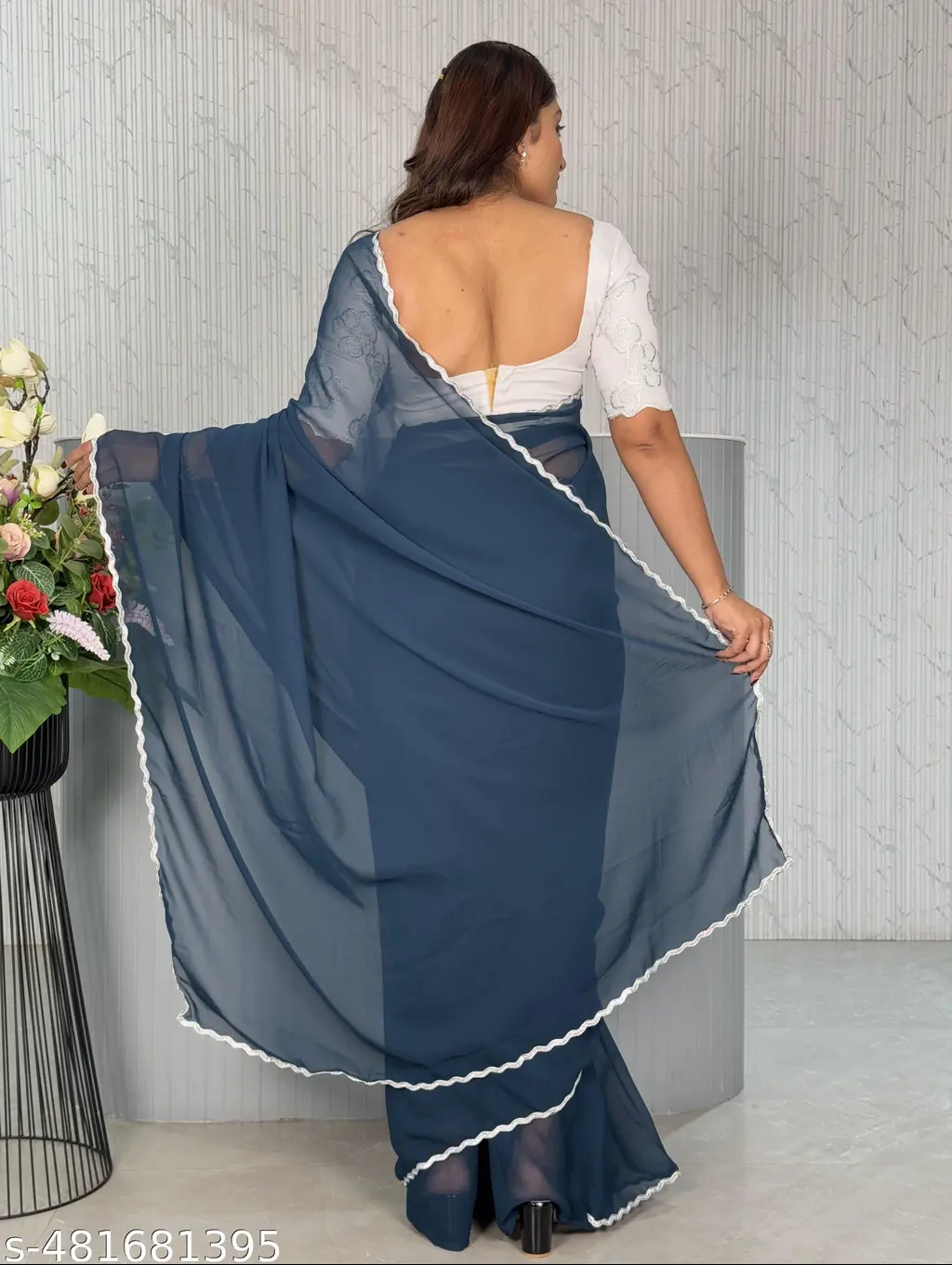 Elegant Georgette Saree: Flowing Grace - Image 3