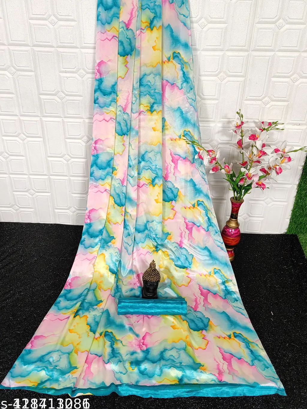 Elegant Silk Printed Saree - Image 2