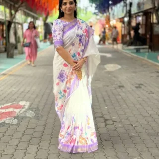 Ditya White Printed Cotton Linen Saree