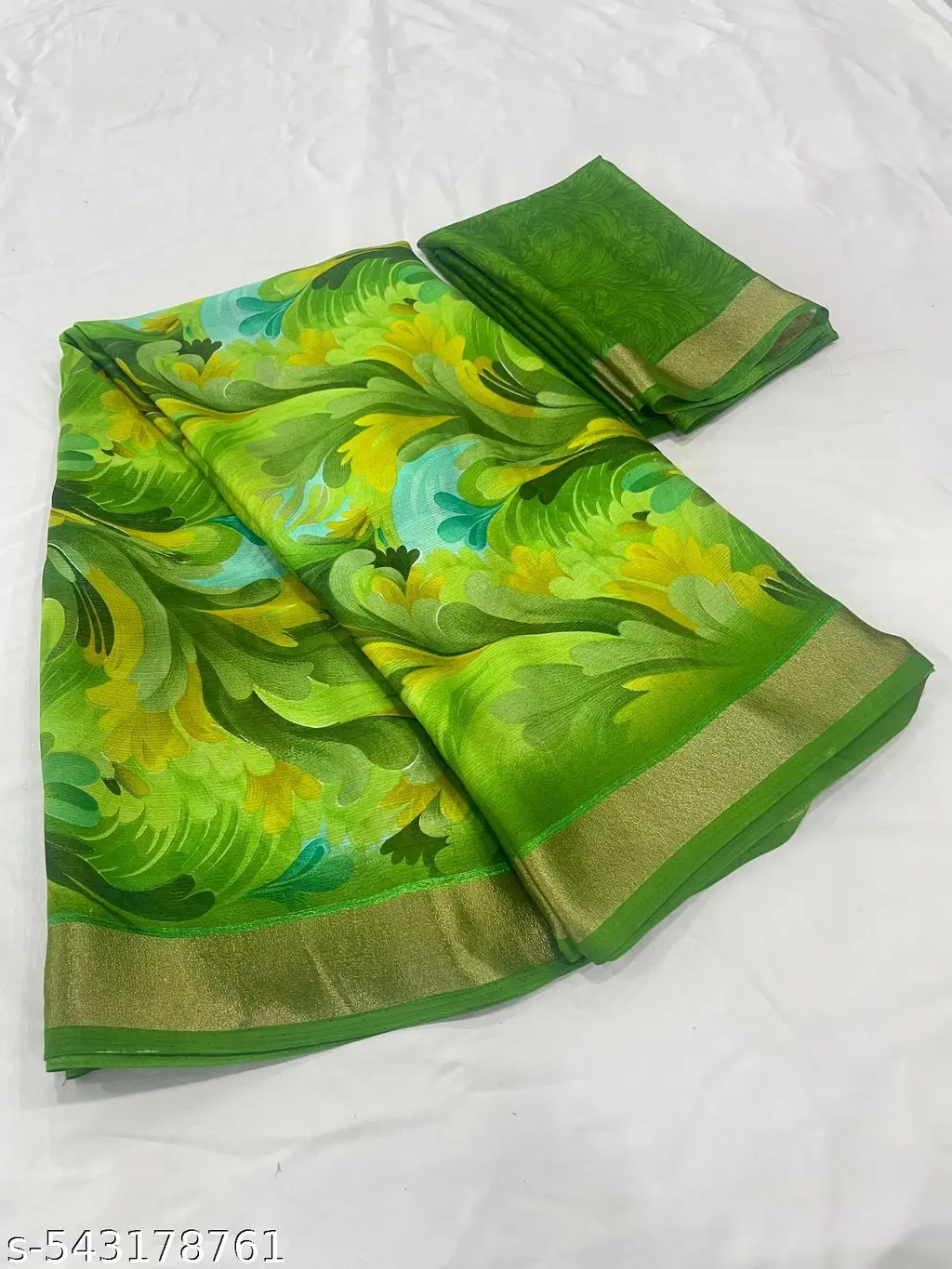 Dori Sarees: Light Green Georgette Saree - Image 2