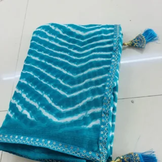 gd6ne_1024.webp Exquisite Bandhani & Bollywood Designer Sarees
