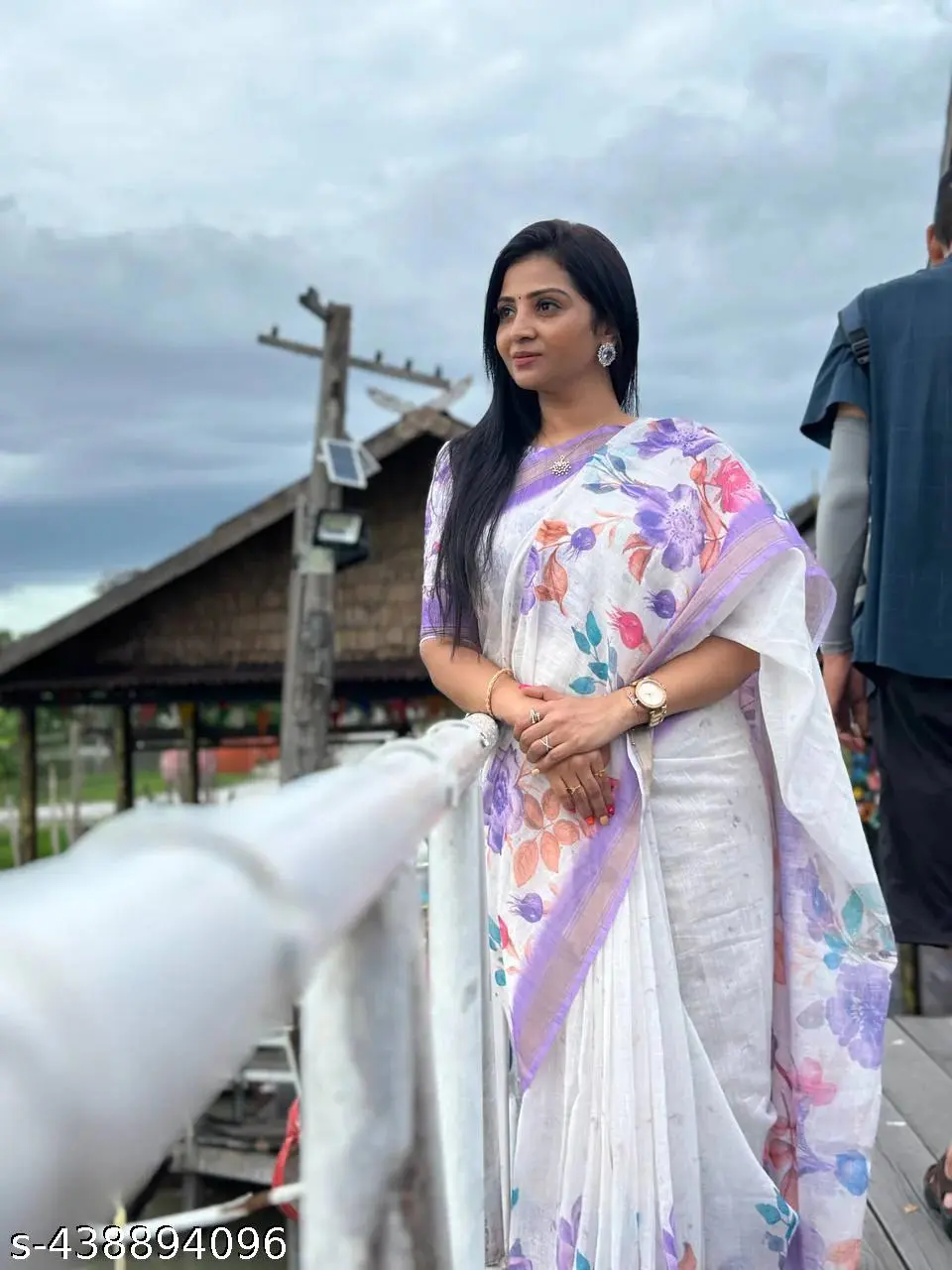 Ditya White Printed Cotton Linen Saree - Image 3