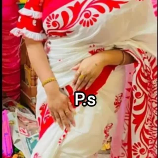 iqz7e_1024.webp Floral Khadi Cotton Saree: White & Red