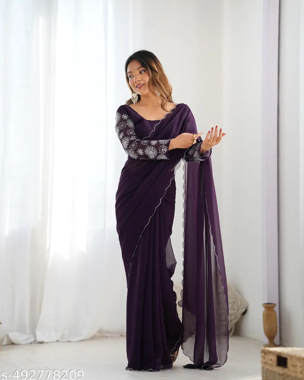 Disha Saree: Unstitched Blouse Piece - Image 3