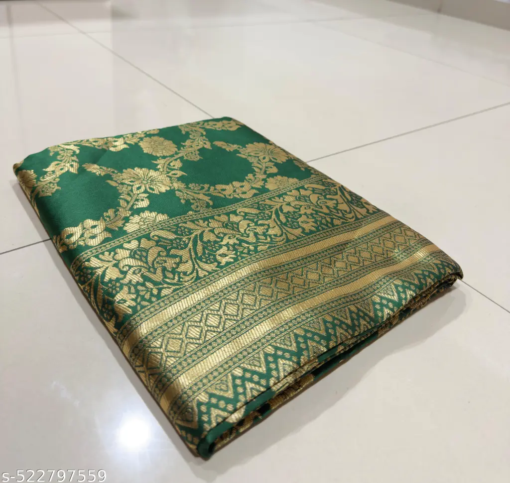 Emerald Banarasi: Timeless Green Saree - Image 4