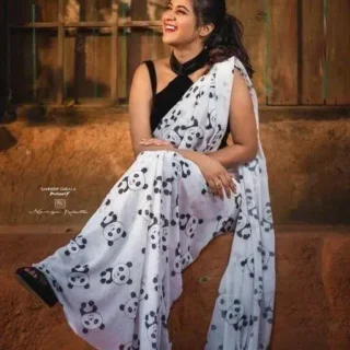 k0wle_1024.webp Panda Print Saree: Whimsical & Chic