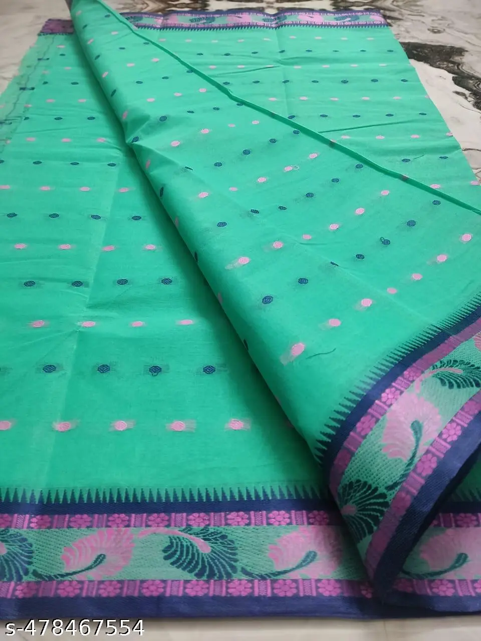 Elegant Taant Saree: Bengal Heritage - Image 2
