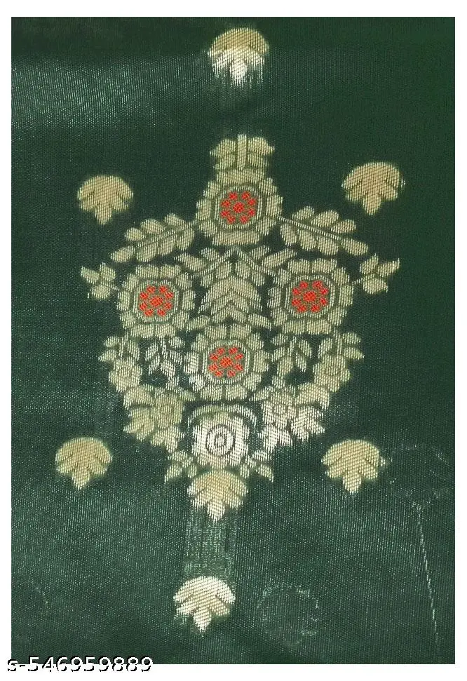 Banarasi Litchi Silk Saree: Woven Elegance - Image 4