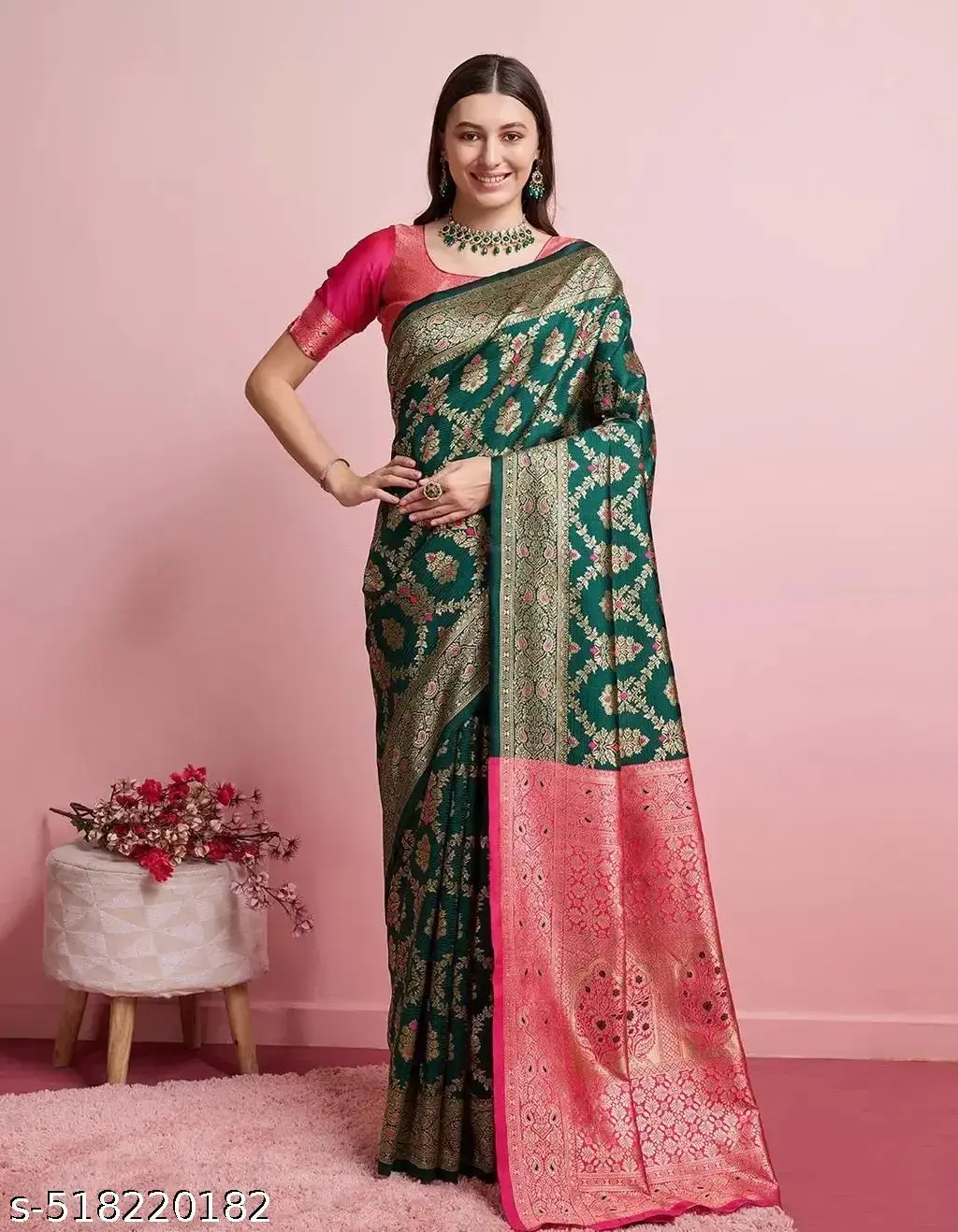 Elegant Banarasi Kanjeevaram Saree with Blouse - Image 3