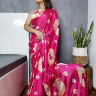 owjny_1024.webp Elegant Women's Saree: Party Edition