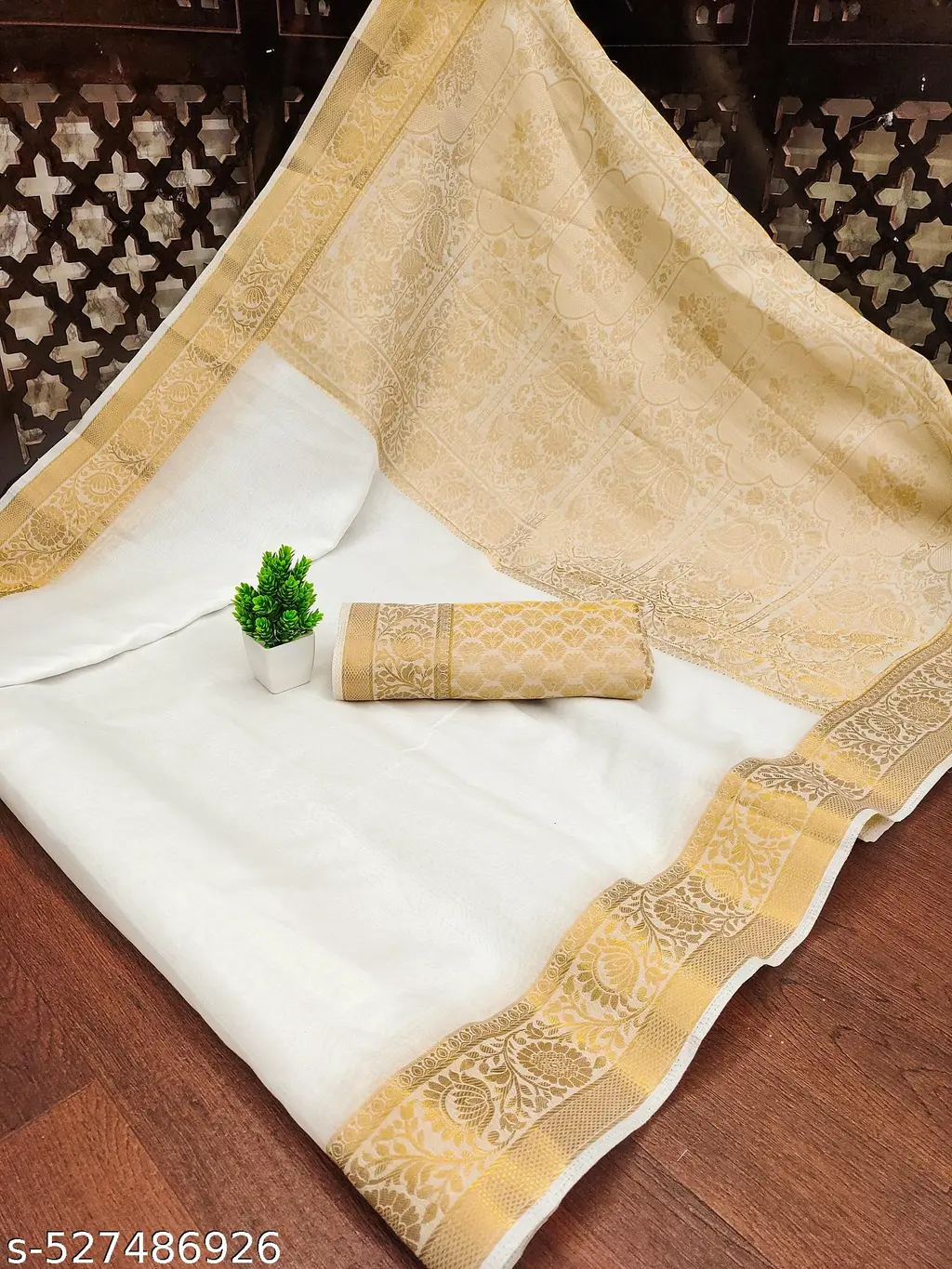 Golden Weave Banarasi Cotton Silk Saree - Image 4