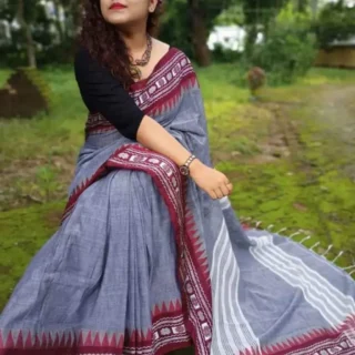 pmkr0_1024.webp Myra: Fashionable Sarees for You