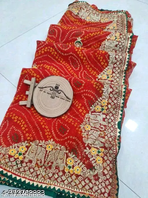 Georgette Bandhani Saree: Vibrant & Flowing - Image 3
