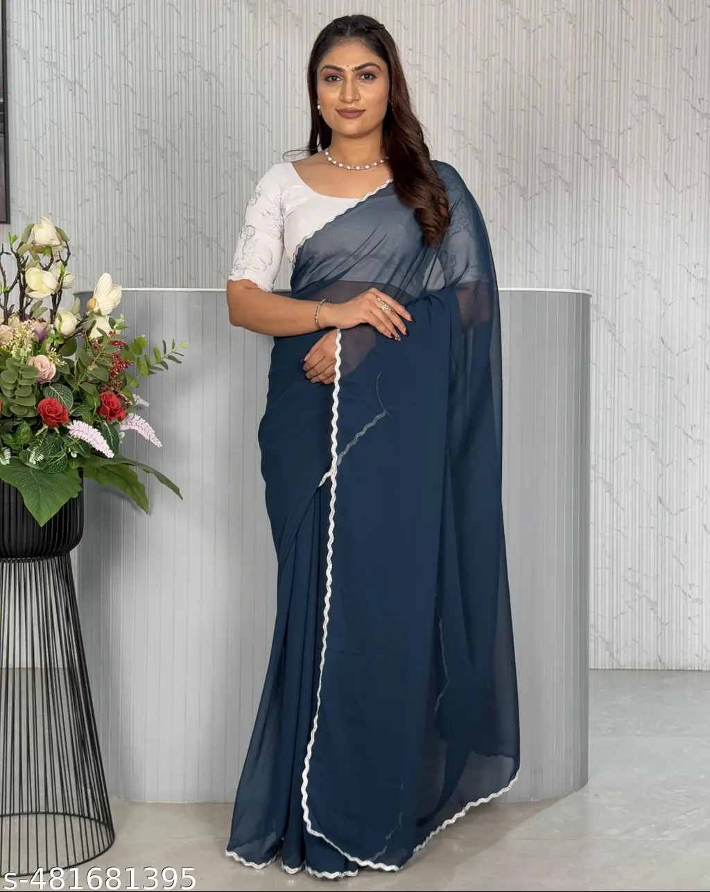 Elegant Georgette Saree: Flowing Grace - Image 2