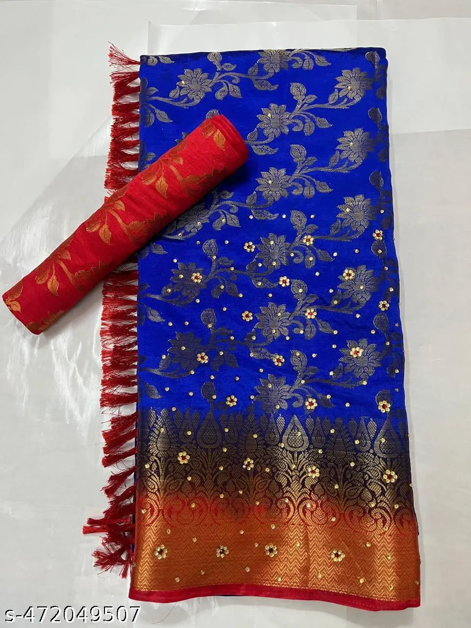 Blaton Silk: Comfortable Party Saree - Image 3