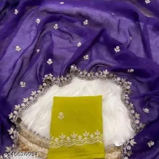 Shwenila Crunchy Silk Bollywood Saree