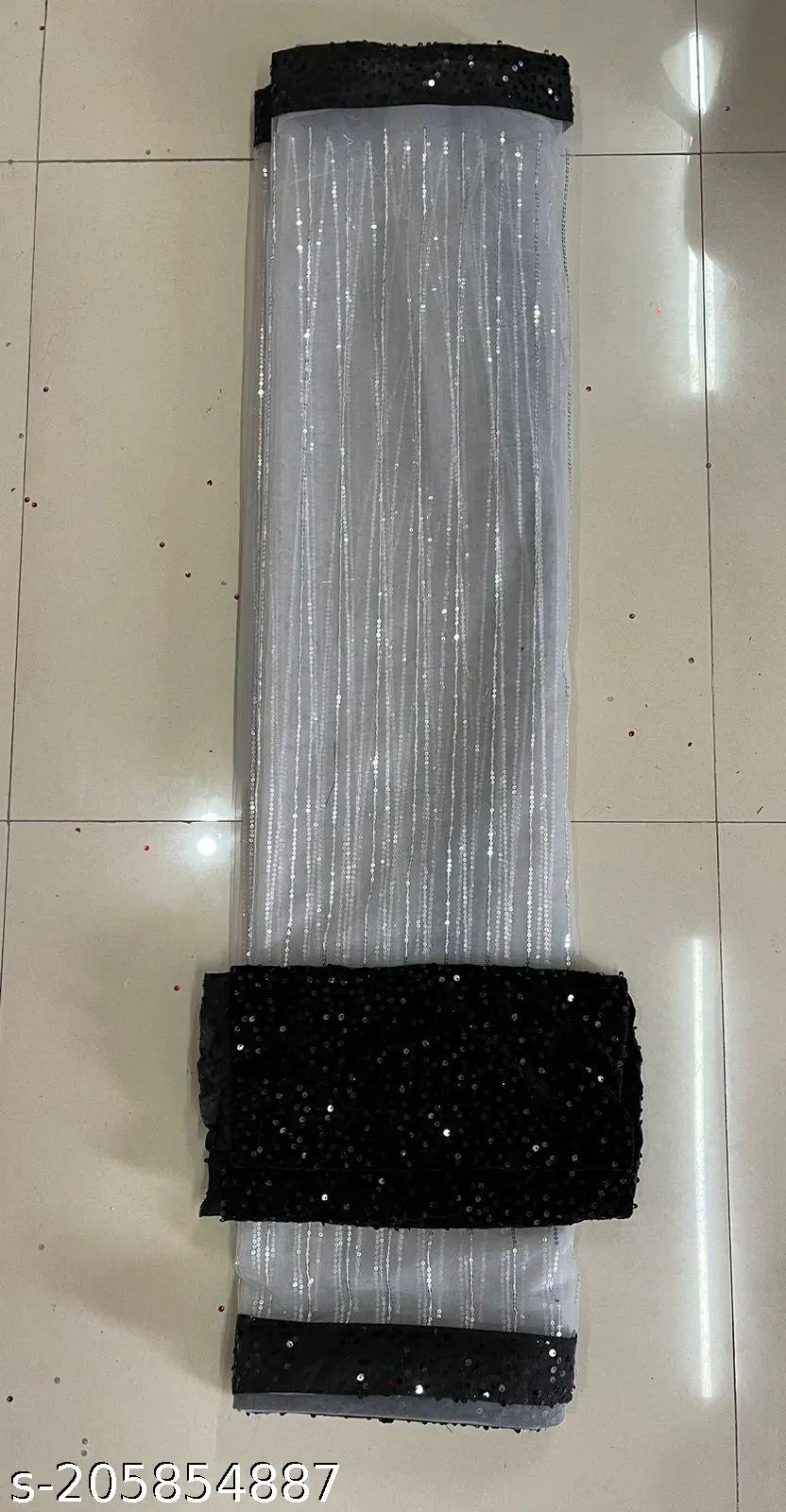 Exquisite Sequined Net Sari: Drape in Glamour - Image 3