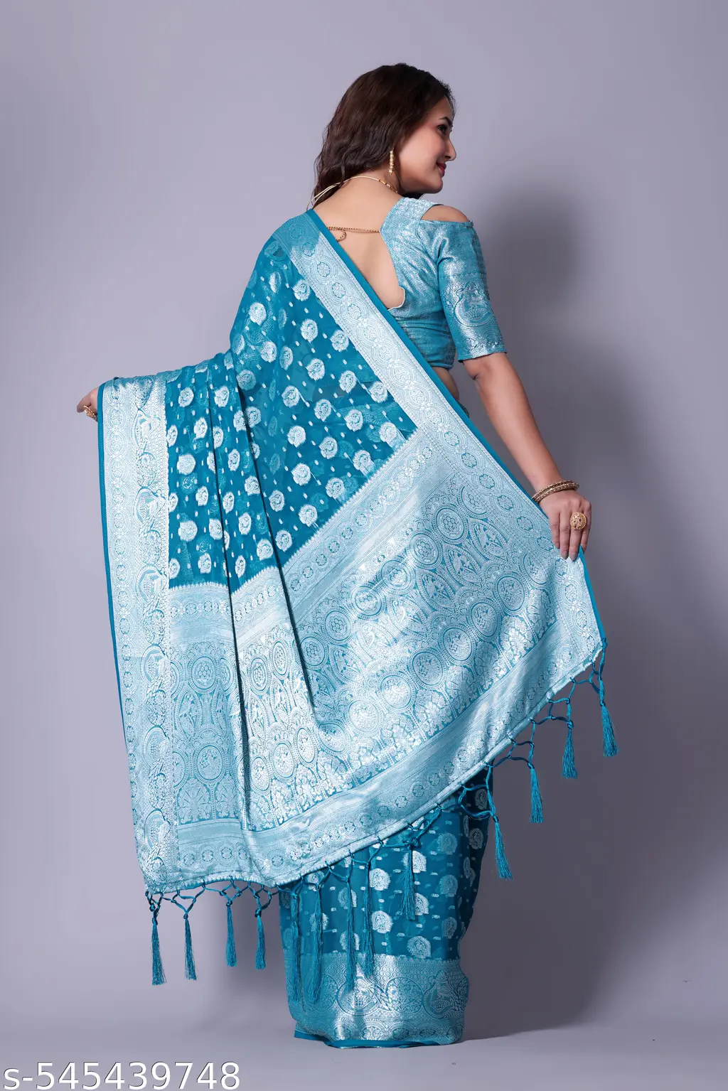 Elegant Georgette Saree - Image 3