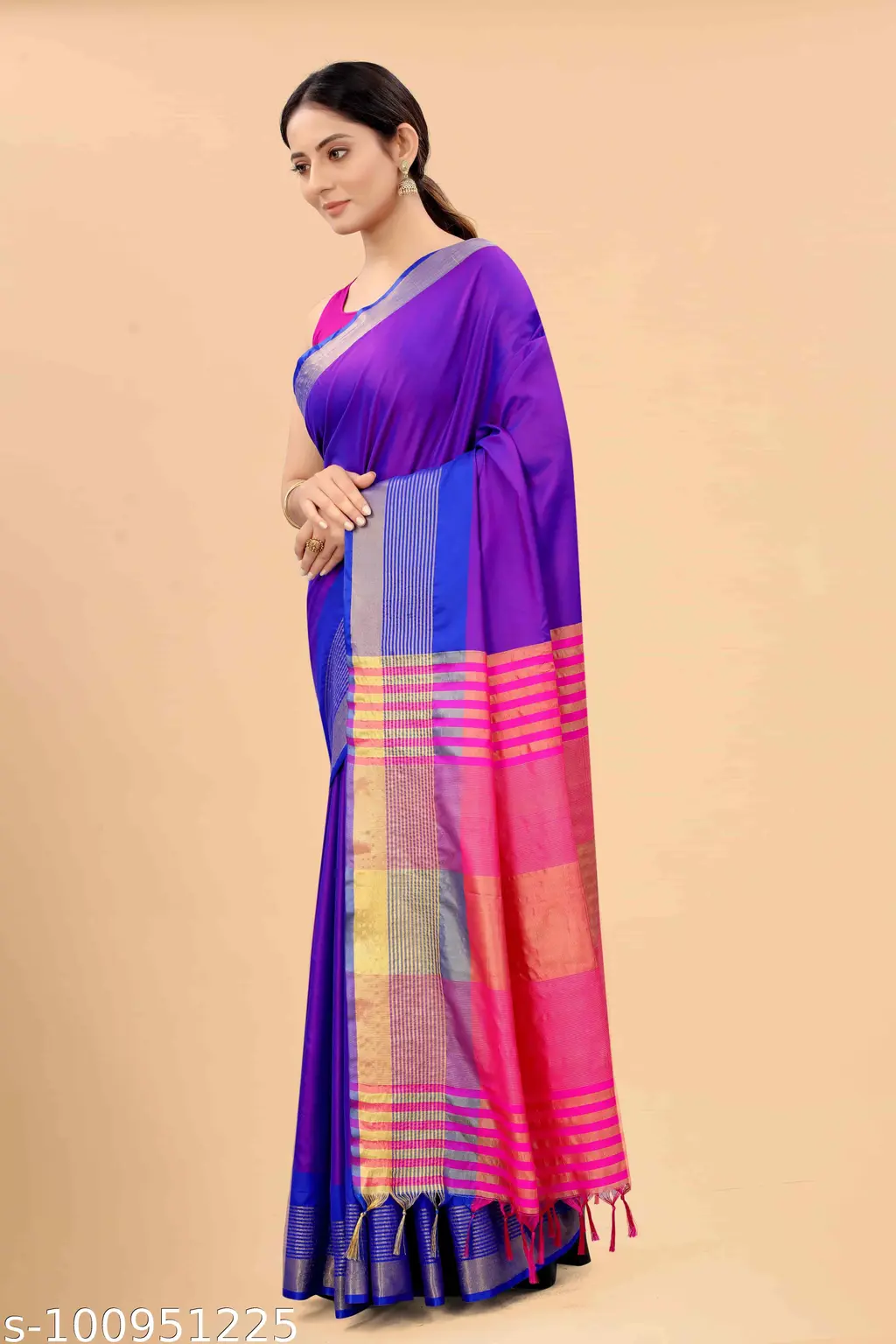 Silk Zone Woven Art Silk Saree - Image 2