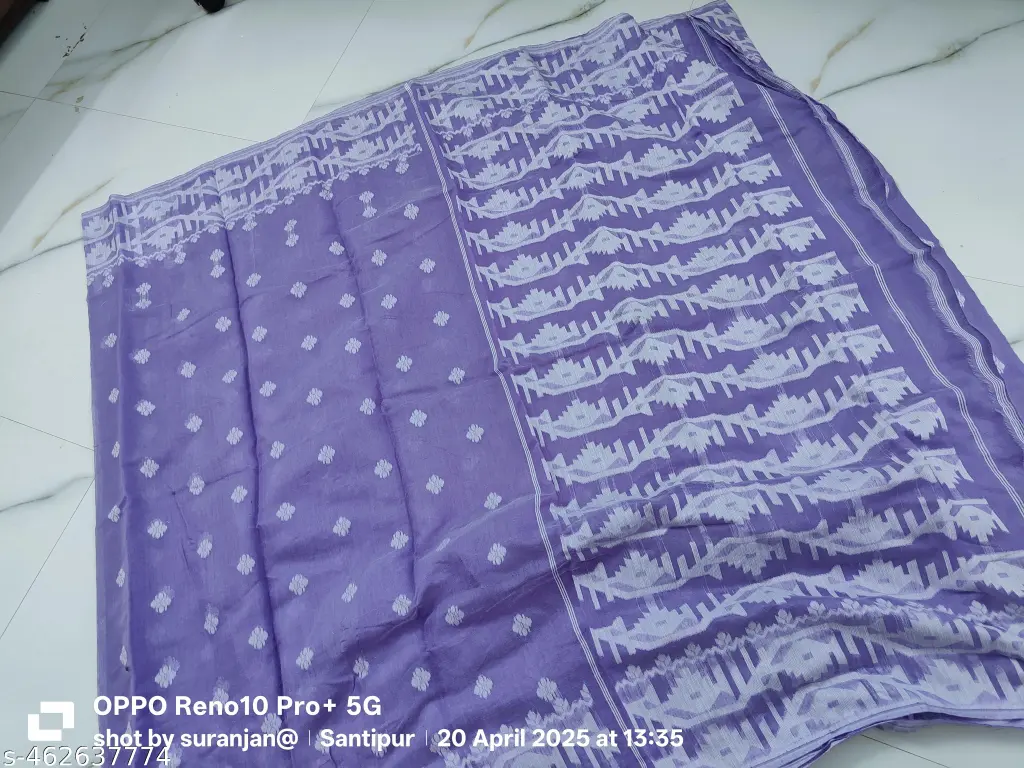 Dakhi Jamdani Saree: Woven Elegance - Image 4