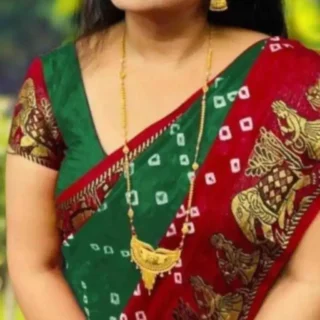 uhwjp_1024.webp Bollywood Bandhani Crepe Silk Animal Print Saree