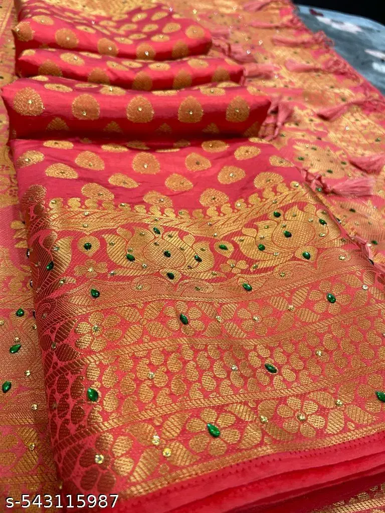 Timeless Elegance: Banarasi Silk Saree - Image 2