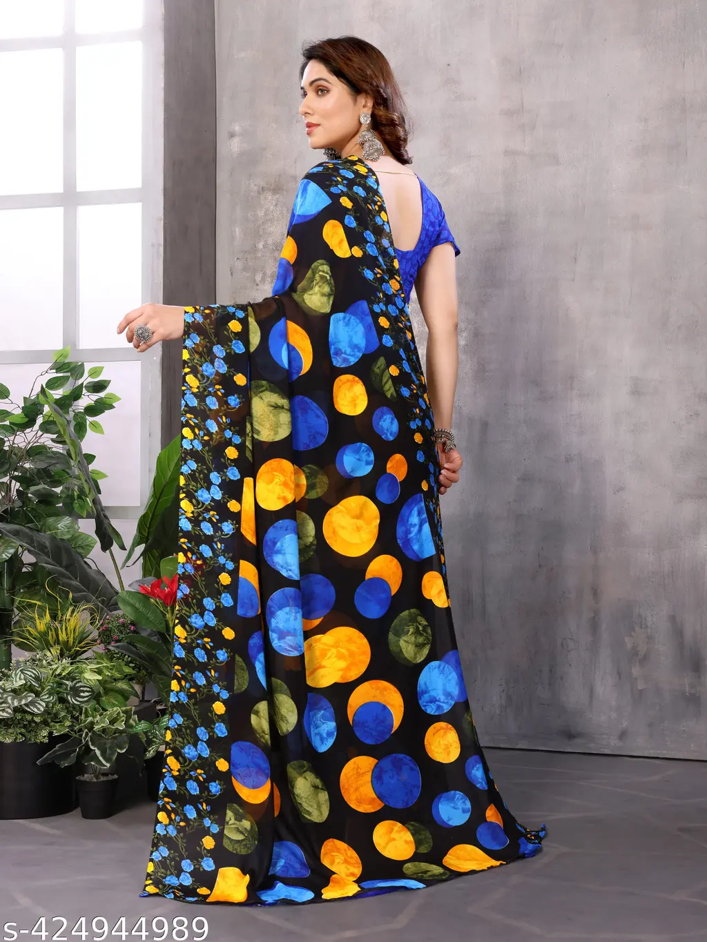 Bollywood Blue Polka Dot Georgette Saree - Image 3