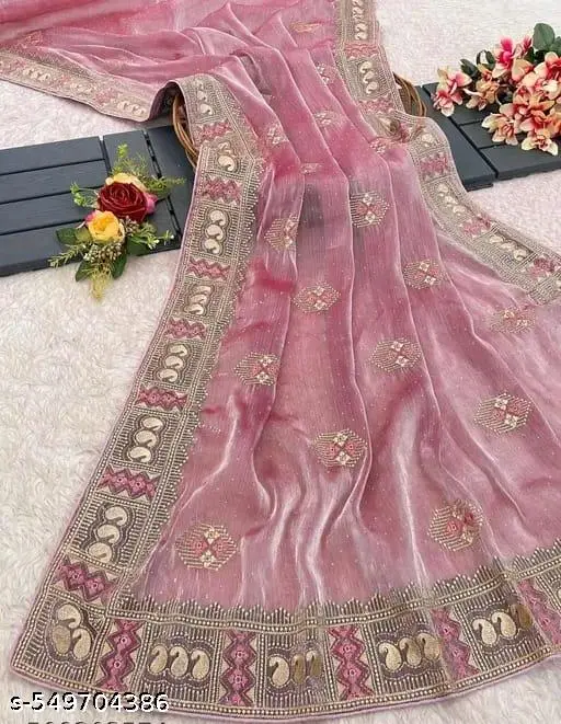 Meghnaa Tealll: Elegant Silk Saree - Image 2