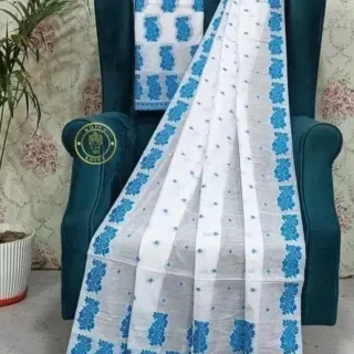 v3qef_1024.webp Authentic Assam Cotton Mekhela Sador Set