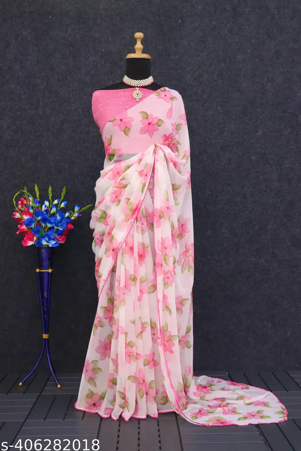 Floral Design Saree - Image 2