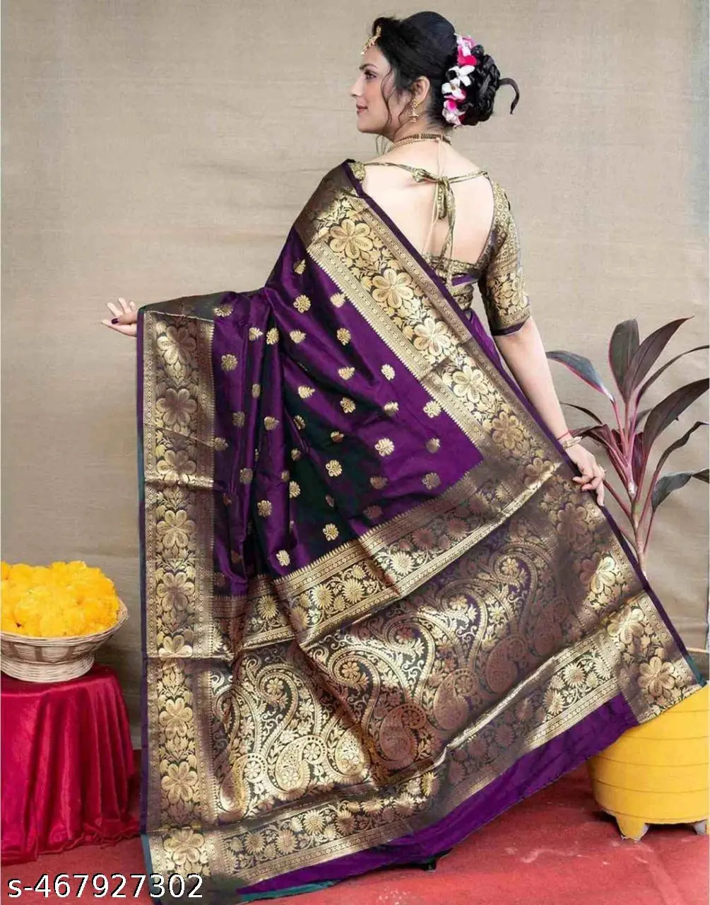 Seraglio Silk Saree & Blouse Piece - Image 3