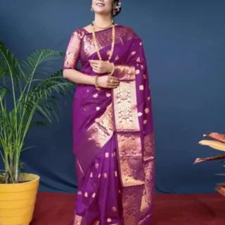 vmgts_1024.webp Golden Zari Banarasi Silk Saree