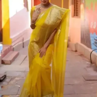 Aagam Sarees: Superior Style & Elegance