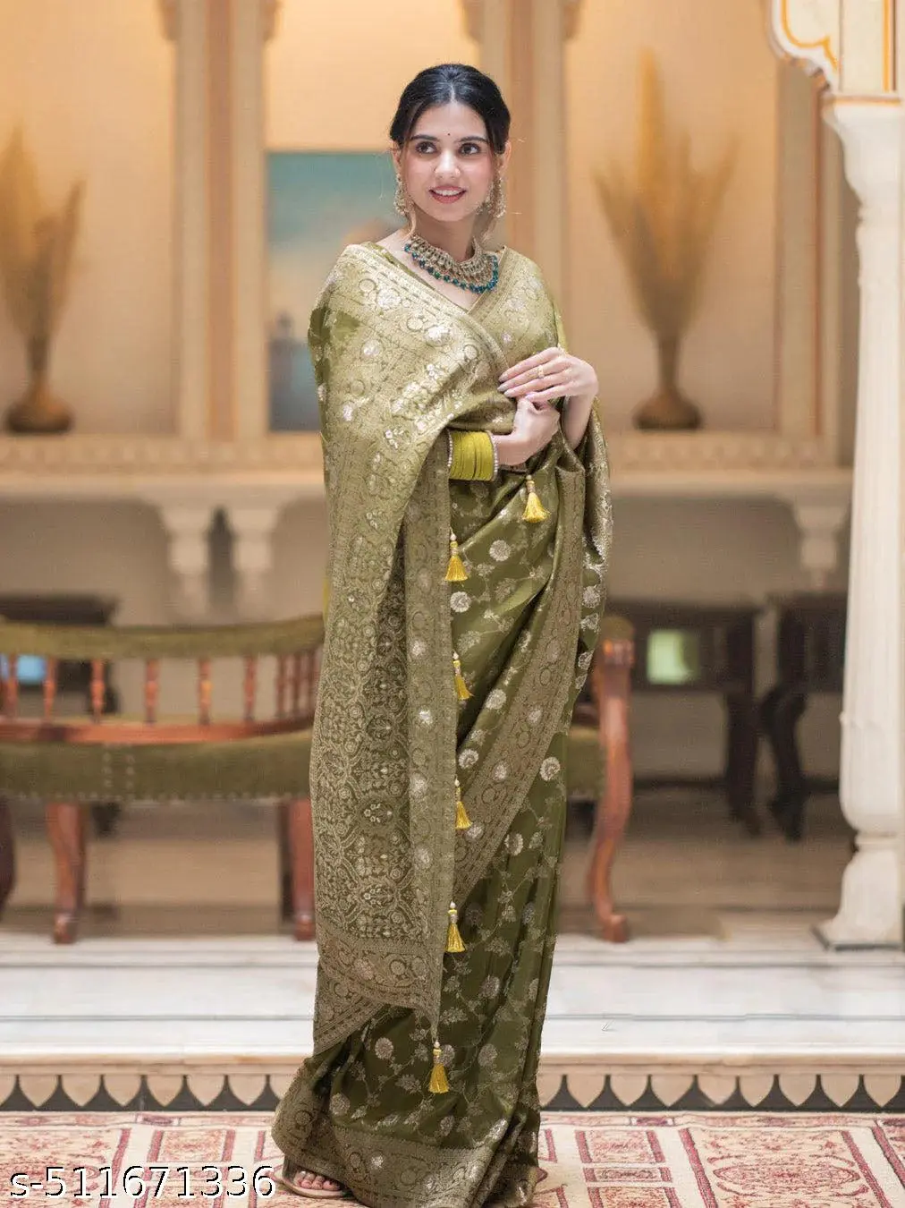 Jacquard Silk Saree: Elegant Woven Drape - Image 3