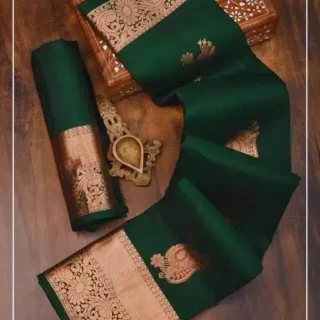 Exquisite Banarasi Silk Saree: Trending Beauty