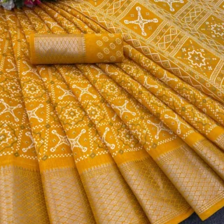 wto5y_1024.webp Bandhani Print Lightweight Cotton Blend Saree
