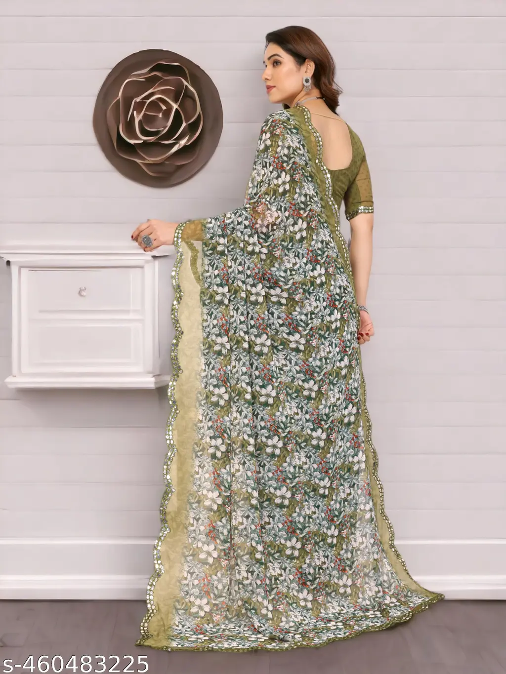 Floral Georgette Saree: Party Wear Trend - Image 3