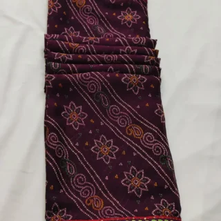 xgoi8_1024.webp Exquisite Bandhani: Bollywood Designer Saree