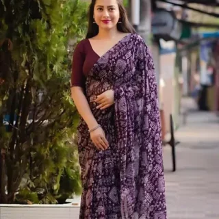 Elegant & Lightweight Georgette Saree